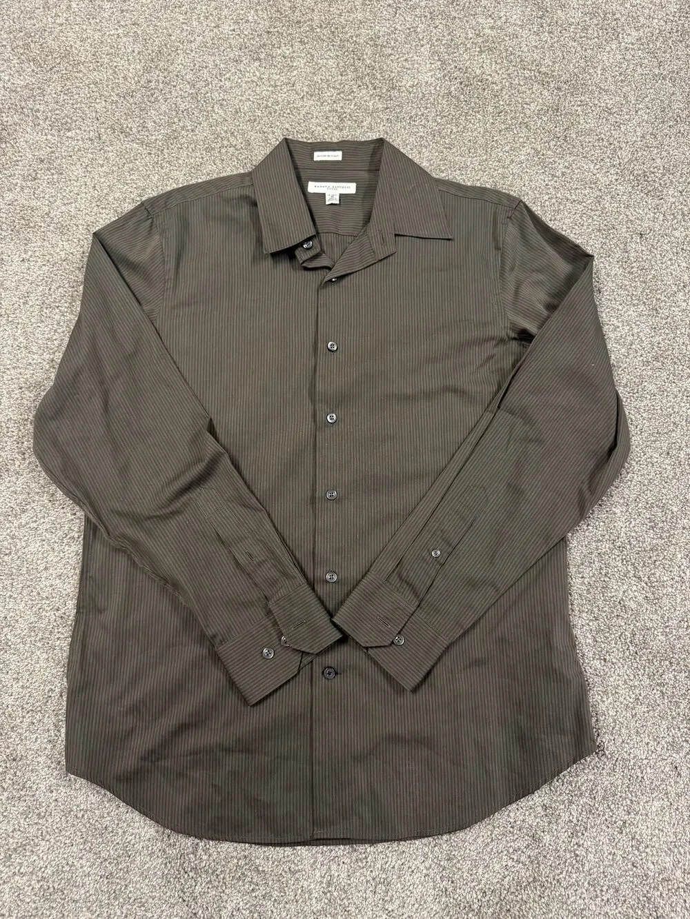 Banana Republic Men's Pinstripe Dress Shirts